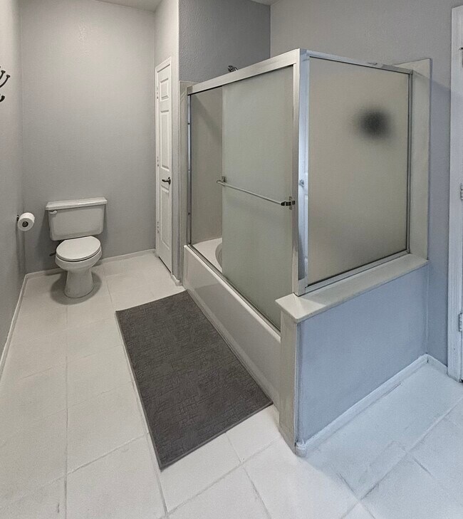 Building Photo - 10410 N Cave Creek Rd