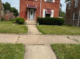 Building Photo - 12427 S Princeton Ave