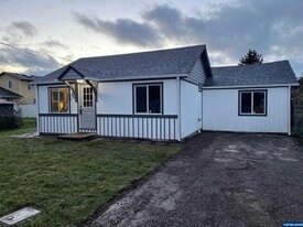 Building Photo - 440 S 6th St