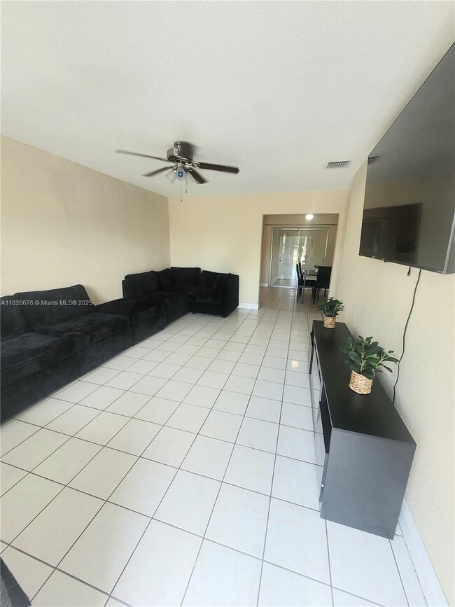 Building Photo - 1235 NW 58th Ave