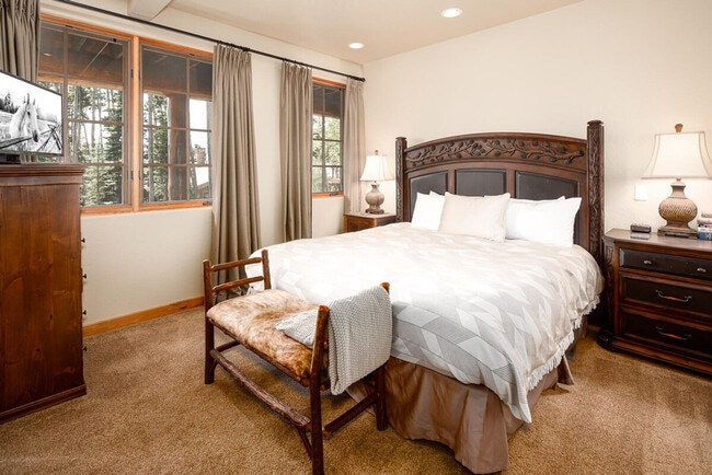 Building Photo - 4 Full Moon Rd