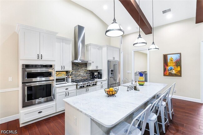 Building Photo - 1221 La Faunce Way