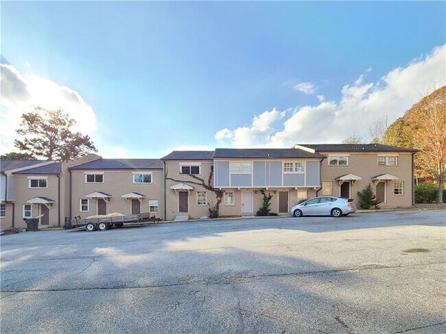Building Photo - 2406 Campbellton Rd SW