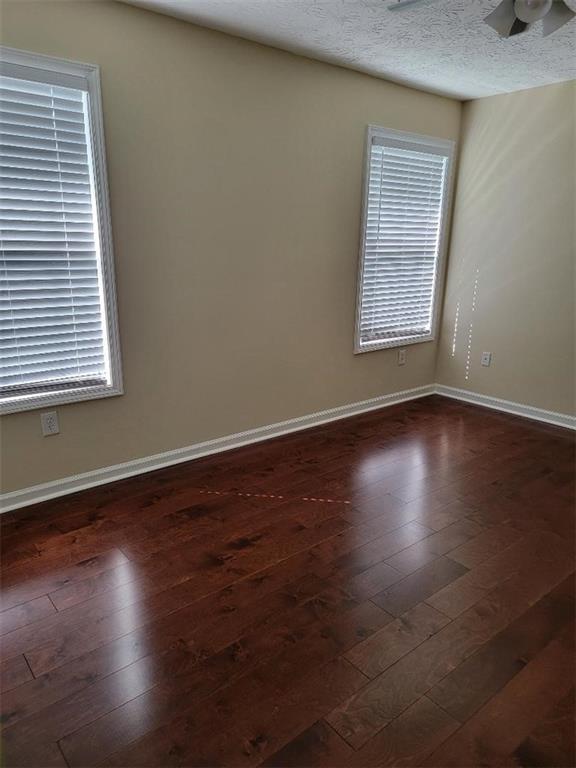 Building Photo - 2199 Mainsail Dr NE