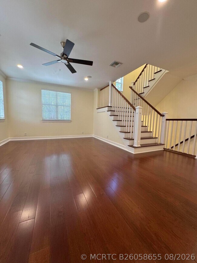 Building Photo - 503 N Mallory Cir