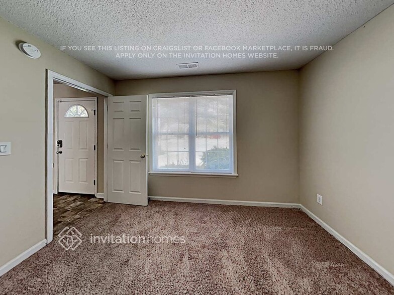 Building Photo - 2004 Pineton Ct