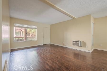 Building Photo - 1040 W MacArthur Blvd