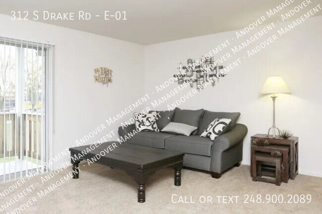 Building Photo - 312 S Drake Rd