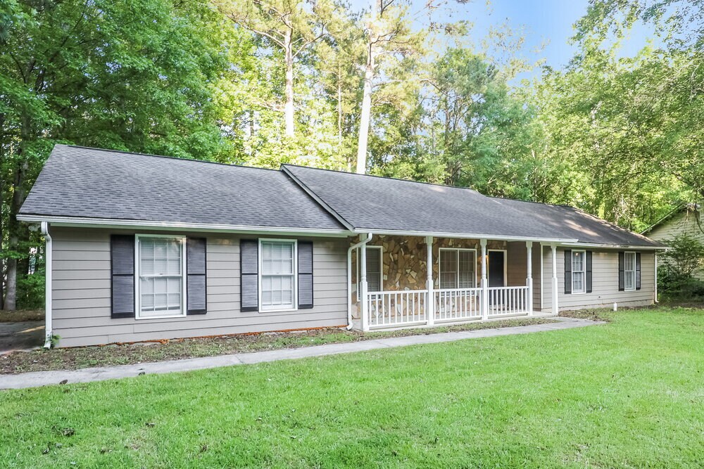 Building Photo - 10916 Clearwater Dr