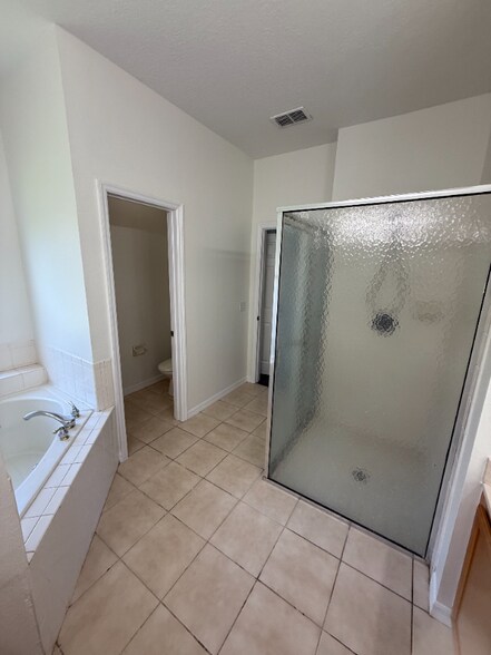 Building Photo - 3514 Valleyview Dr