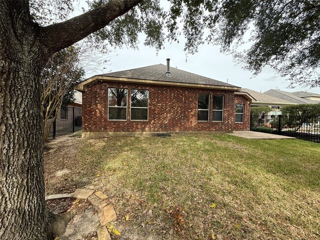 Building Photo - 18419 S Raven Shore Dr