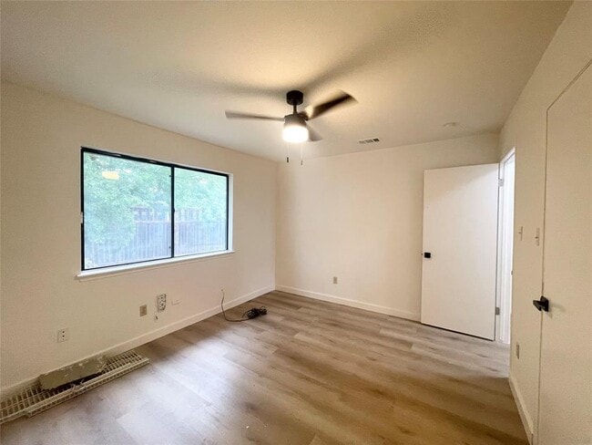 Building Photo - 1508 Rustlers Rd