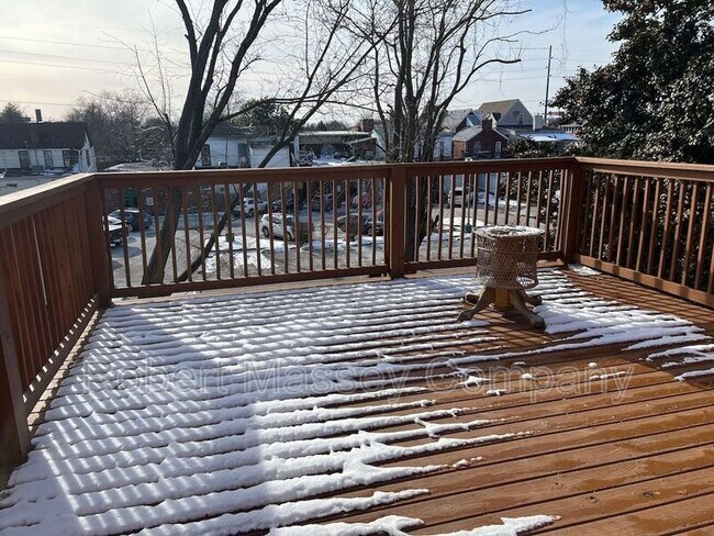 Building Photo - 932 Cherokee Rd