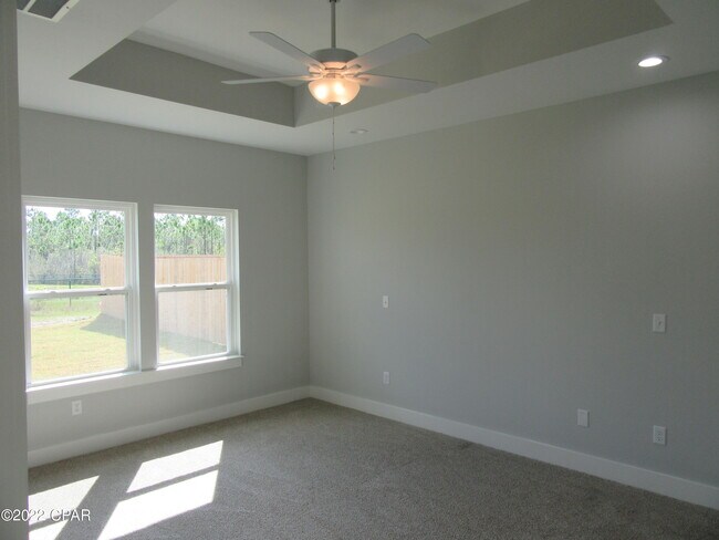 Building Photo - 154 Drews Ln