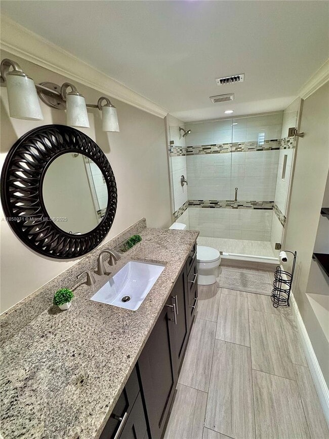 Building Photo - 5440 N Ocean Dr