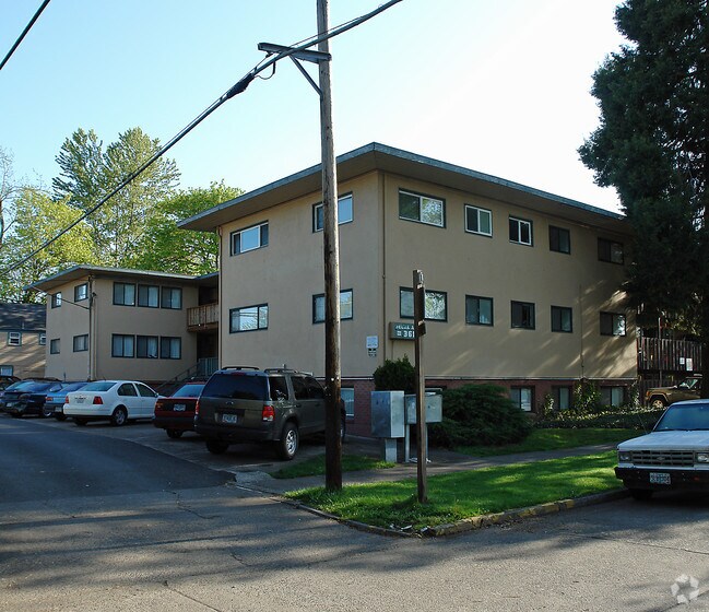 Selma Apartments 1355 Mill Aly Eugene OR 97401 Apartment Finder