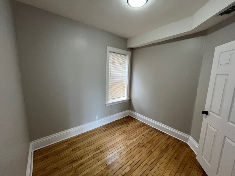 Building Photo - 5200 S Carpenter St