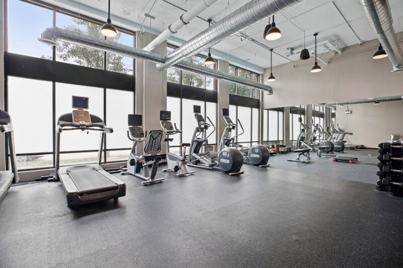 Building Photo - 2296 S Michigan Ave