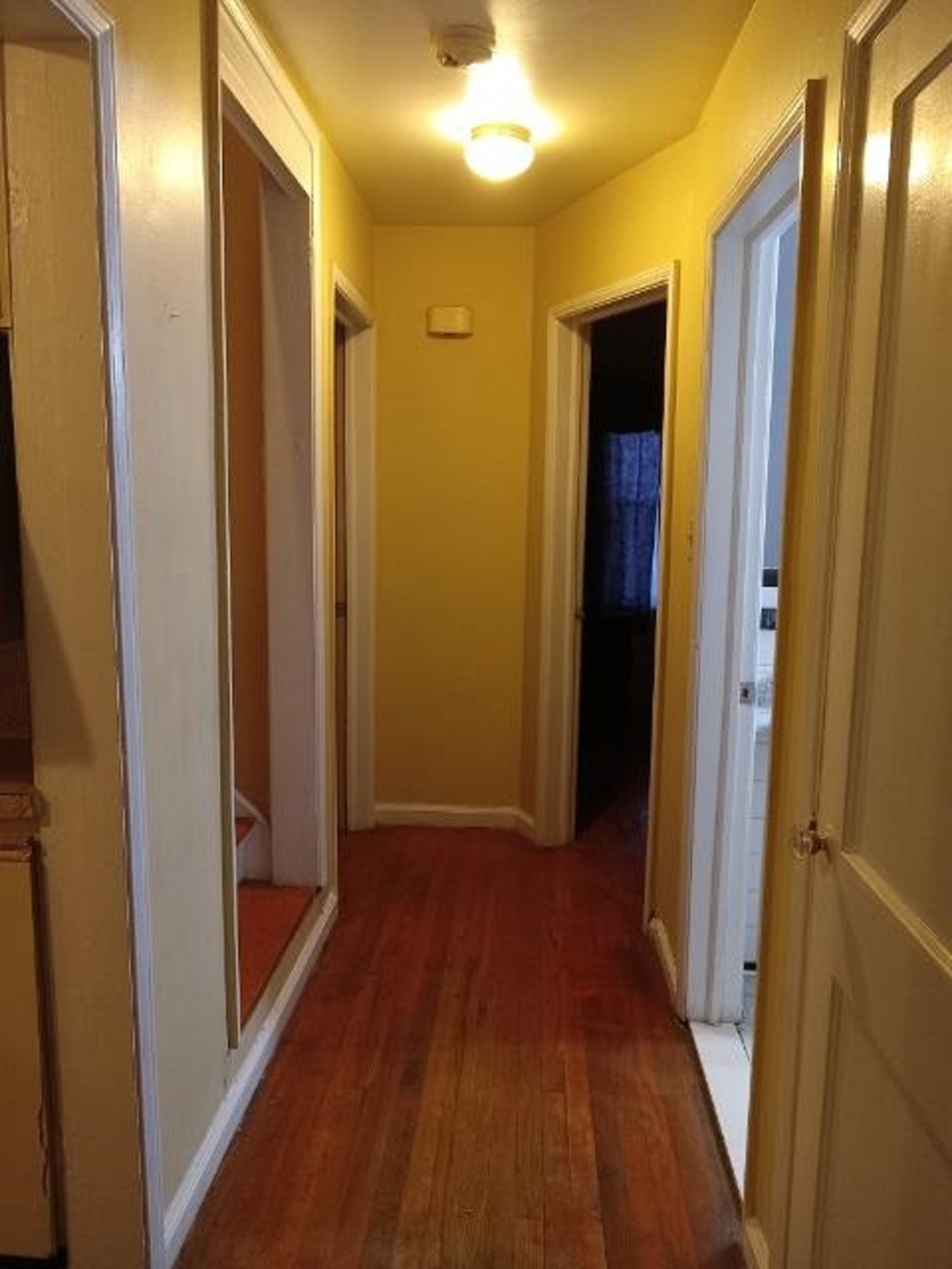 Hallway - 11742 Beaconsfield St