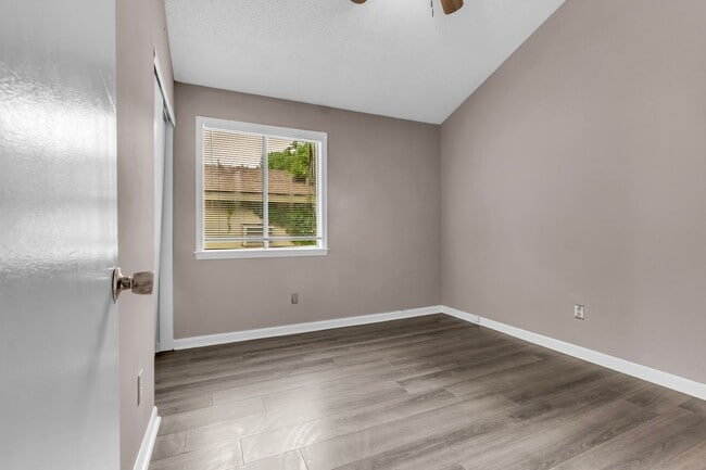 Building Photo - 1816 Rapier Dr