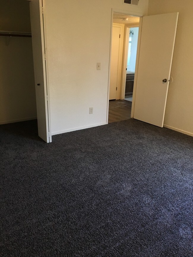 4313 N Emerson Ave 4313 N Emerson Ave Fresno CA 93705 Apartment Finder