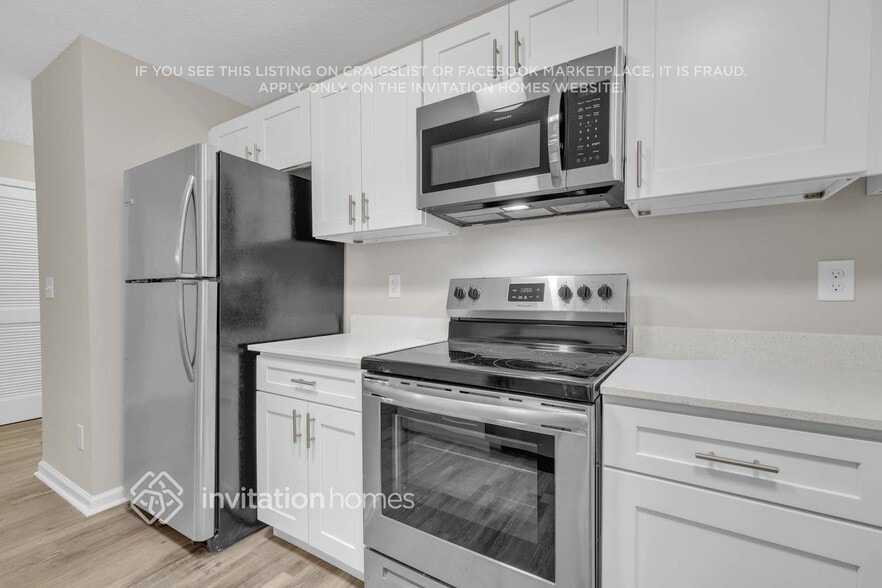 Building Photo - 8013 Violet Willow Ln