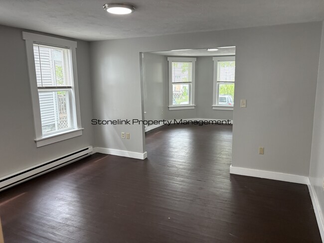 Building Photo - 43 Holman St