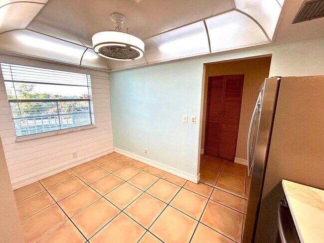 Building Photo - 7608 NW 18th St