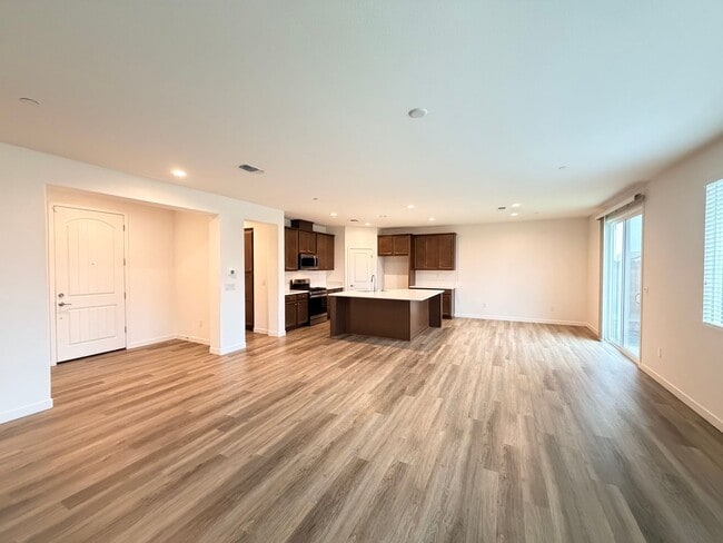Building Photo - 1858 Morro Ct