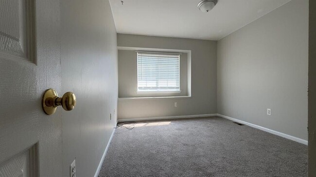 Building Photo - 1426 Crimson Way