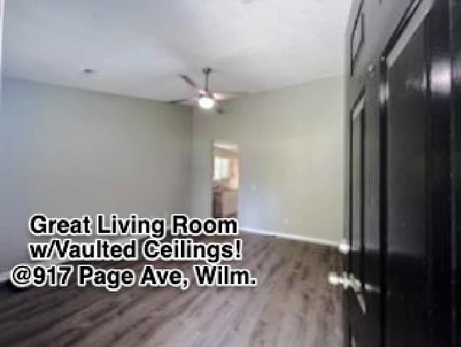 Building Photo - Sleek and Stylish Renovated 3 Bedroom, 2 full bath cottage home in Mid-town! Only $1750/mo.!!