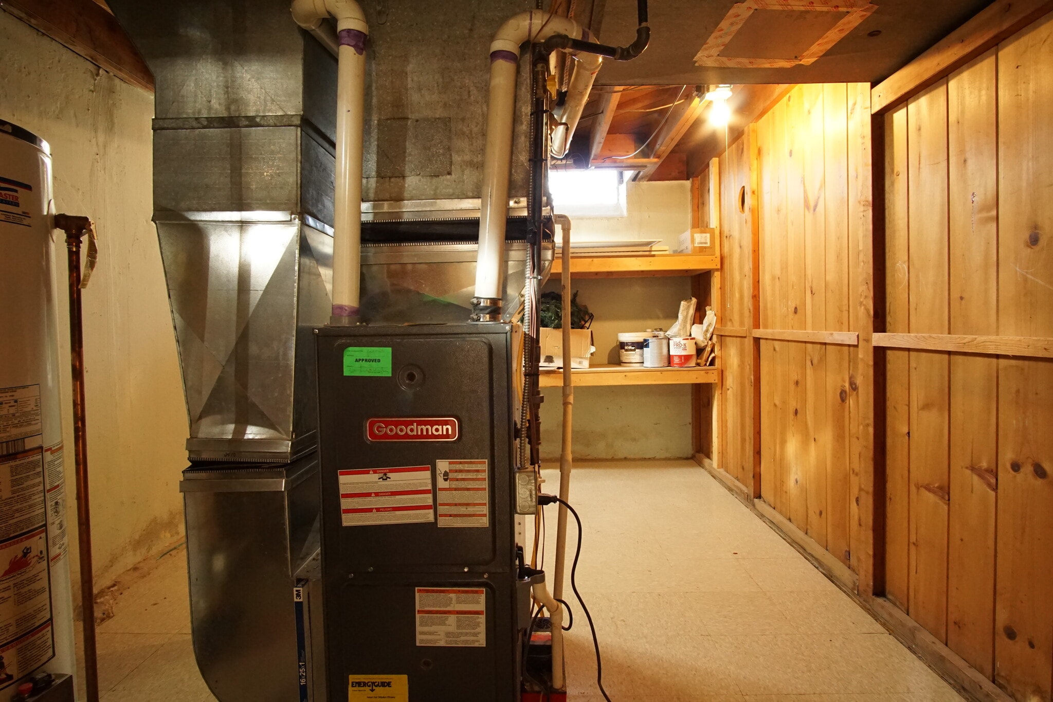 Utility room - 24330 Manistee St