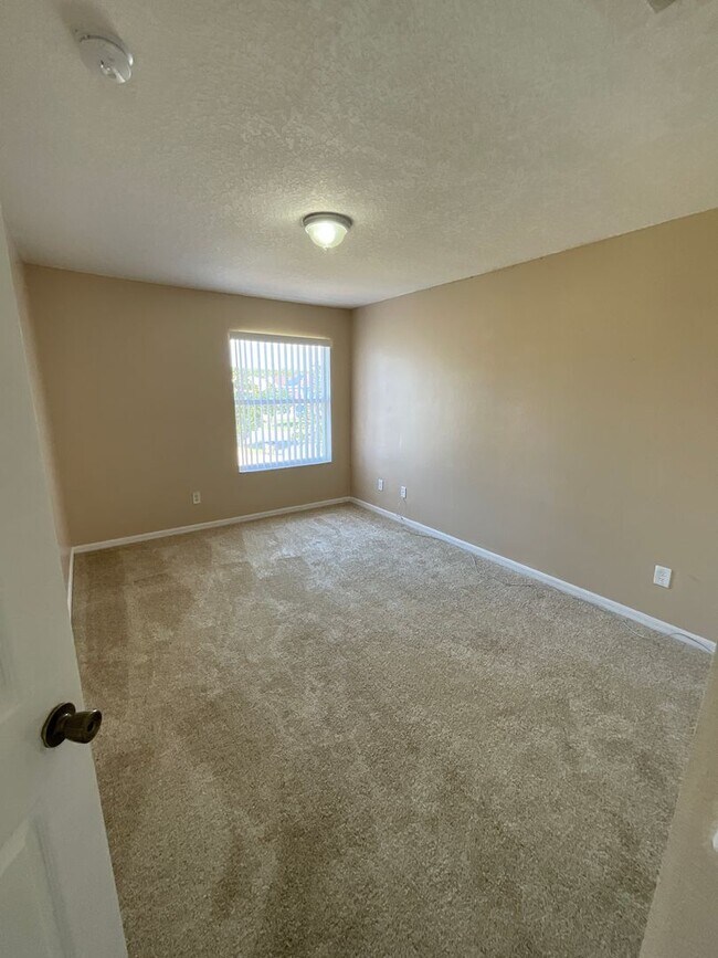 Building Photo - Beautiful Corner Lot