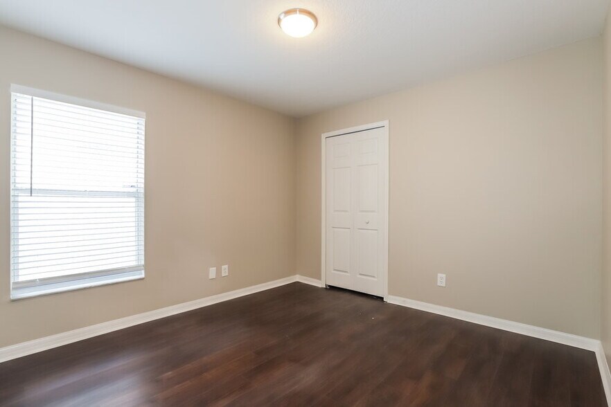 Building Photo - 748 Cape Cod Cir