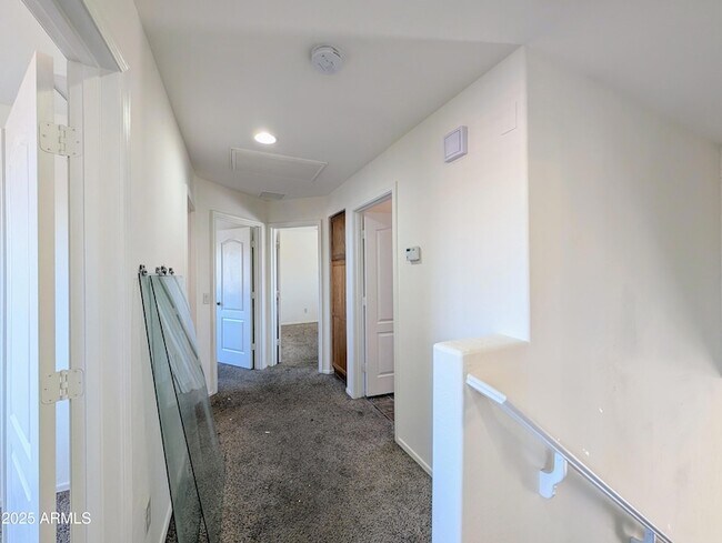 Building Photo - 3848 E Pollack St