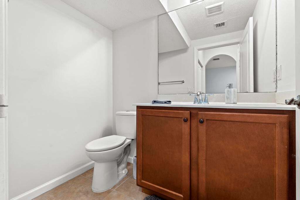 Building Photo - 7221 Briella Dr