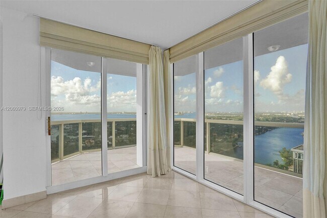 Building Photo - 4775 Collins Ave