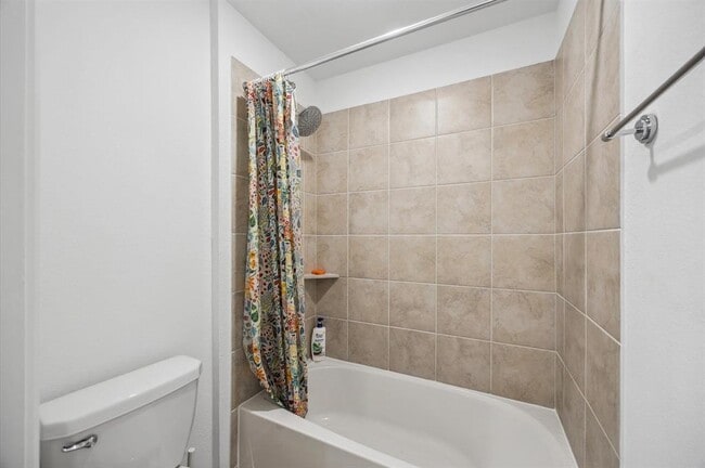 Building Photo - 9514 Du Sable Dr