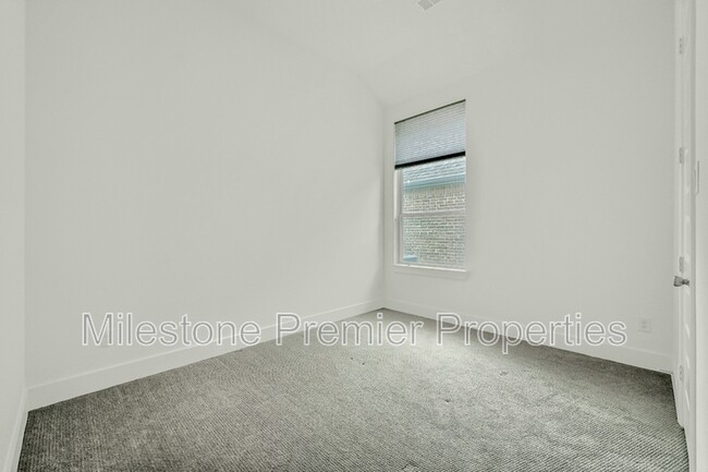 Building Photo - 3621 Brinkley Dr