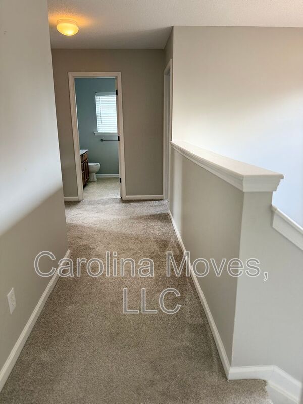 Building Photo - 24 N Orchard Farms Ave