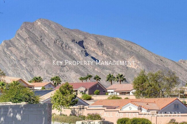 Building Photo - 2240 Sun Cliffs St