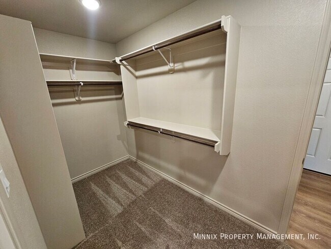 Building Photo - 1320 Bajada St