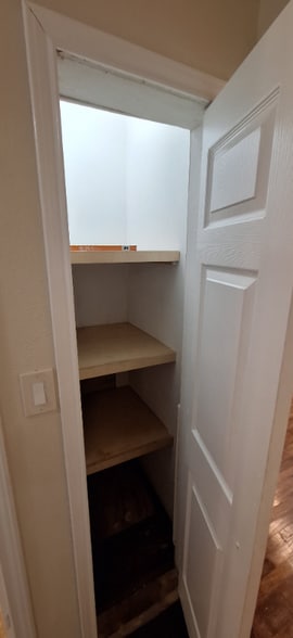 Building Photo - 7832 Elvera St