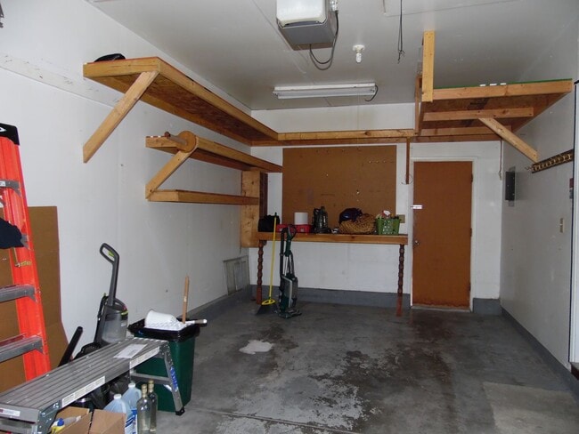 Building Photo - 7001 Windsor Blvd