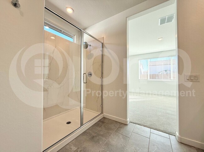 Building Photo - 9543 W Avalon Dr