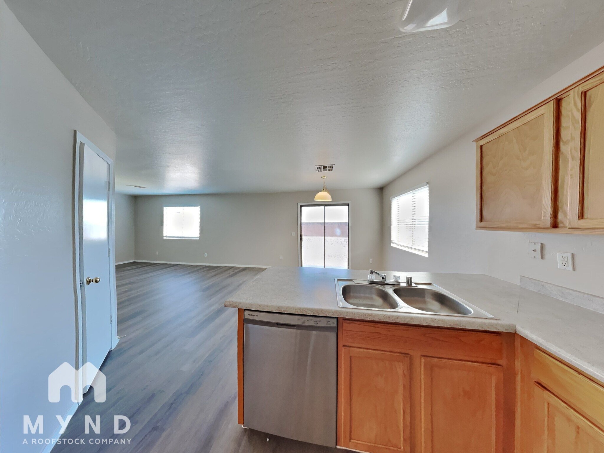 Building Photo - 6521 E Lush Vista View