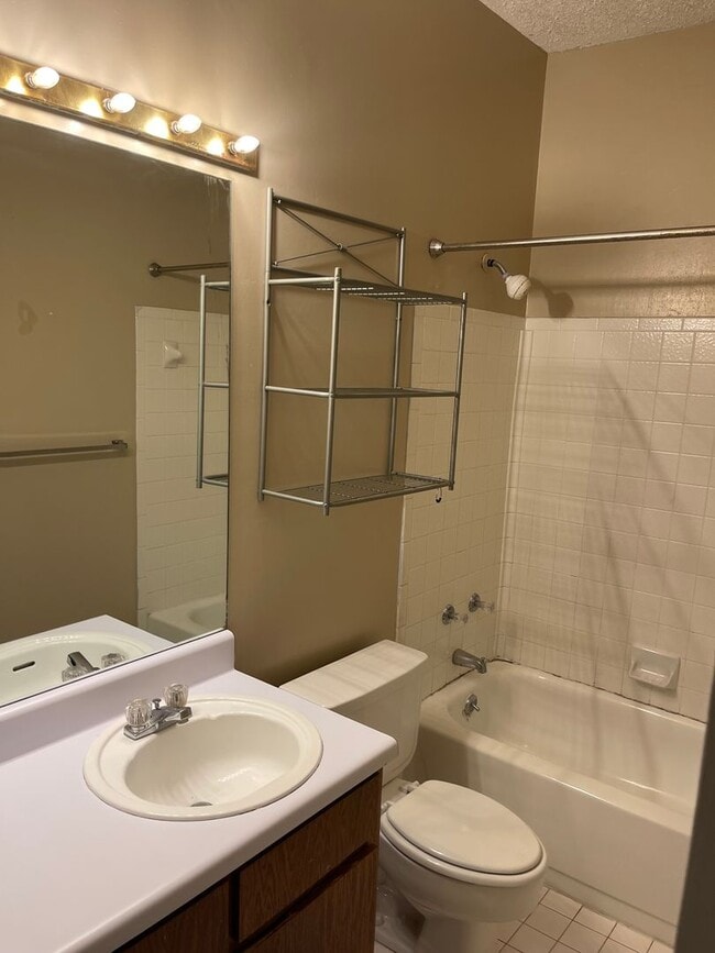 Building Photo - AVAILABLE FALL 2026!