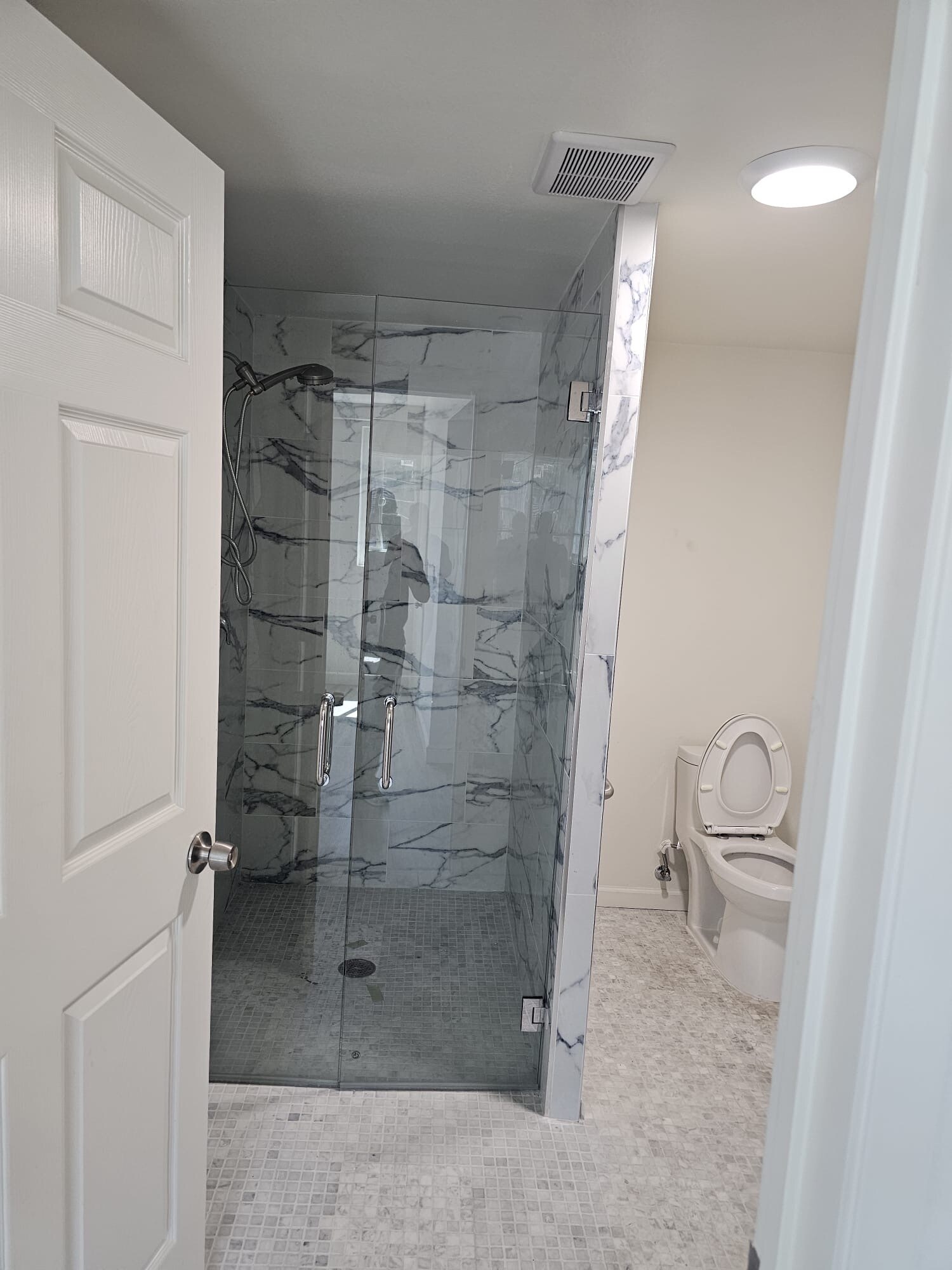 1ST BATHROOM - 16222 S Ainsworth St