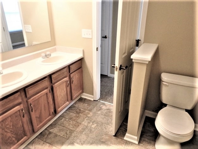 Building Photo - 7934 Cherrybark Dr