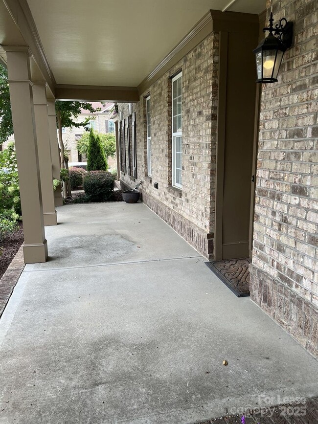 Building Photo - 2207 Eversham Dr NW